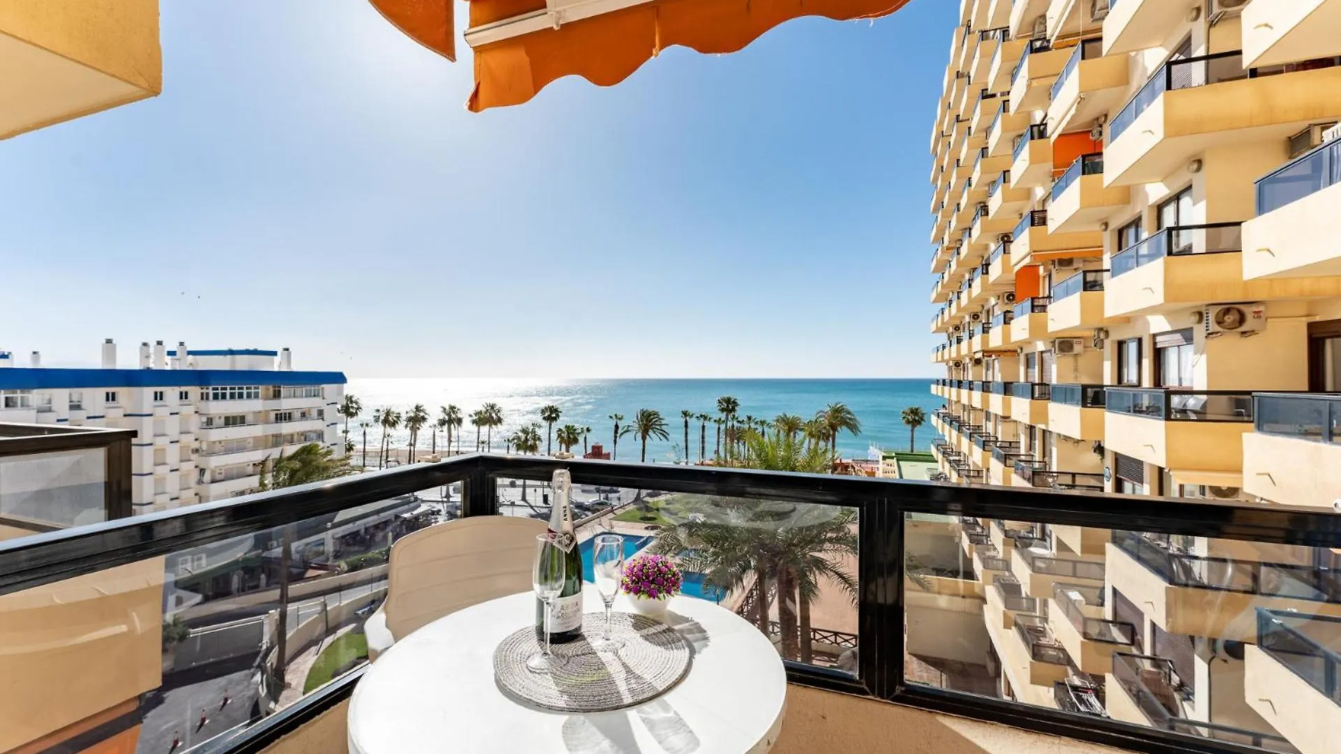 Malagasuite New Aloha Playa Benalmadena Apartment